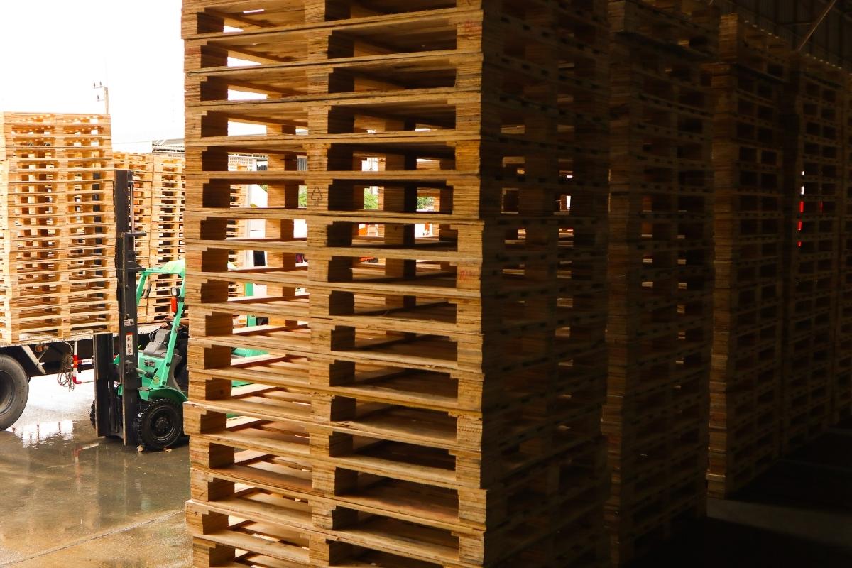 Why choose Emirates Pallets